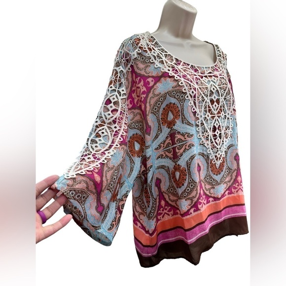 CHICOS Petite Printed Crochet-Detail Top - Picture 7 of 9